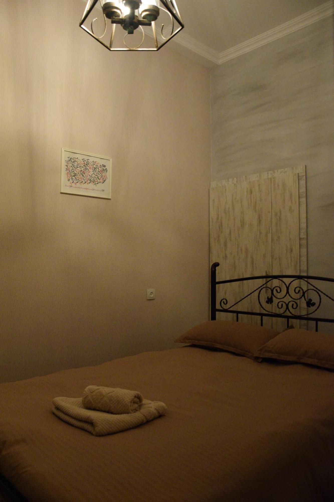 Librarians' Flat Apartman Tbiliszi Kültér fotó