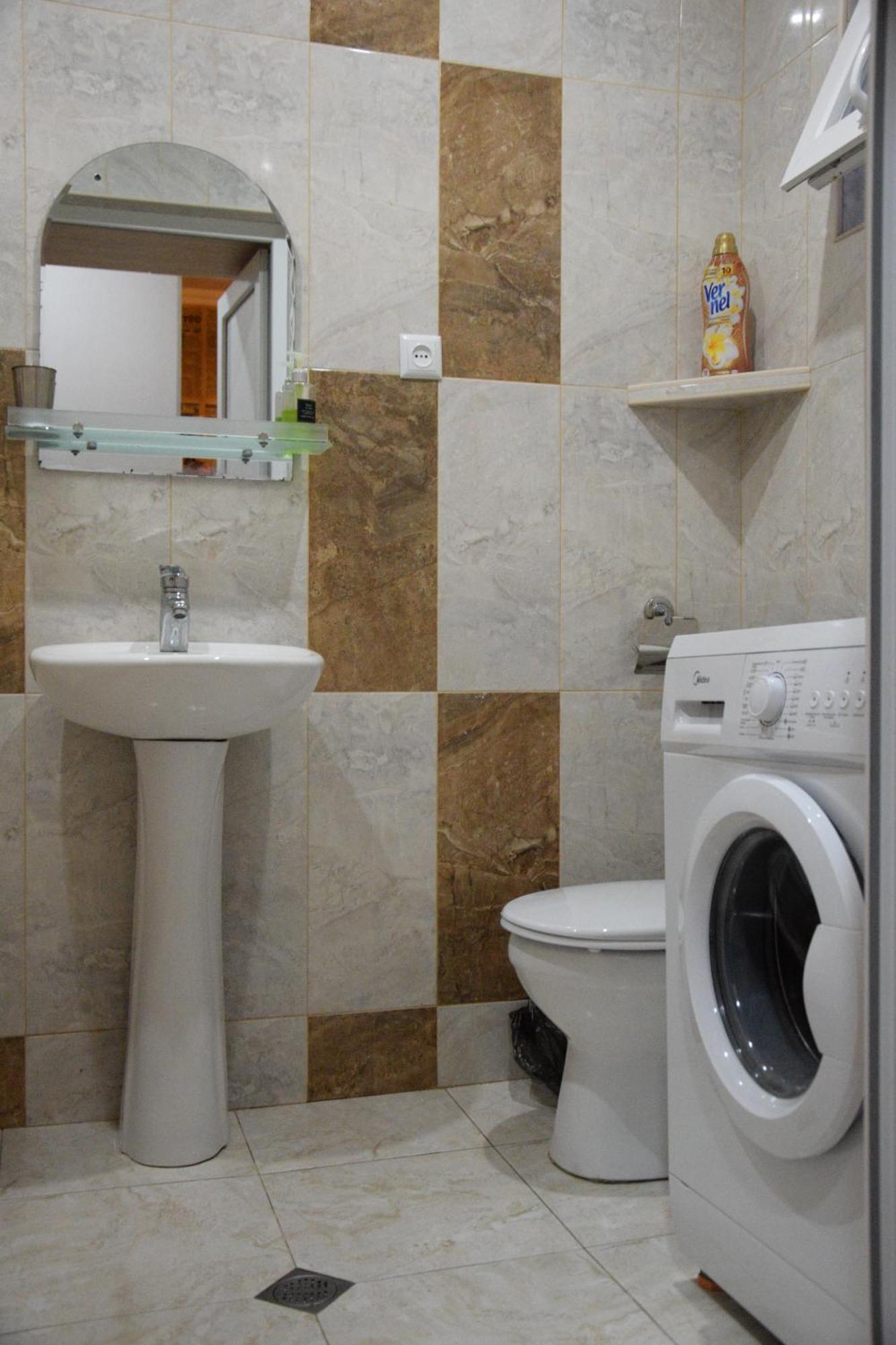 Librarians' Flat Apartman Tbiliszi Kültér fotó