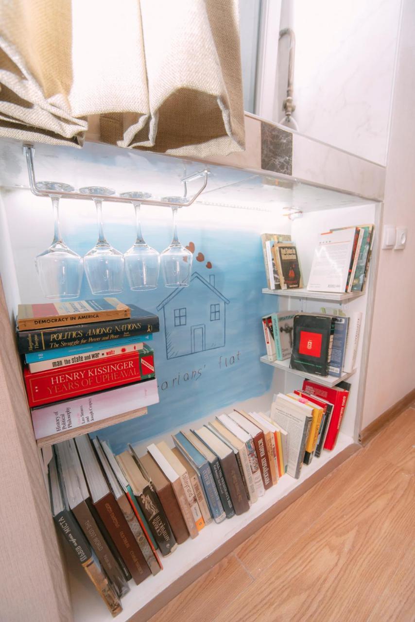 Librarians' Flat Apartman Tbiliszi Kültér fotó