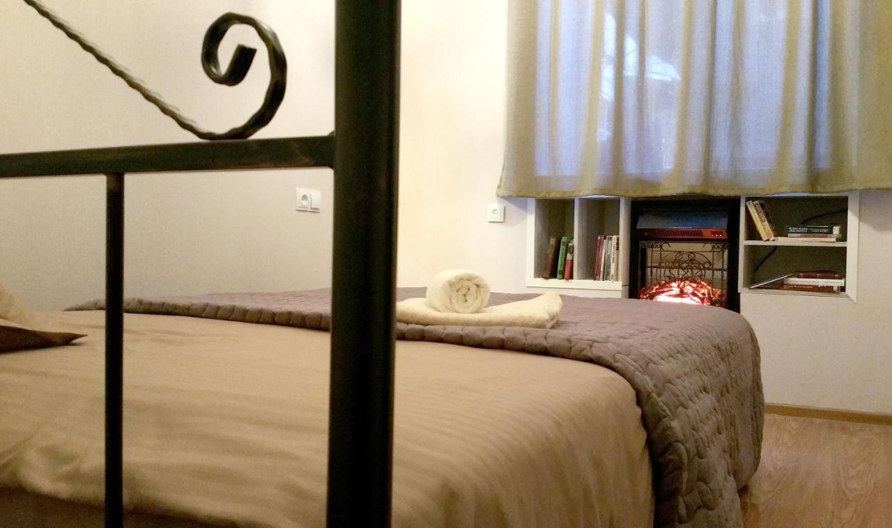 Librarians' Flat Apartman Tbiliszi Kültér fotó